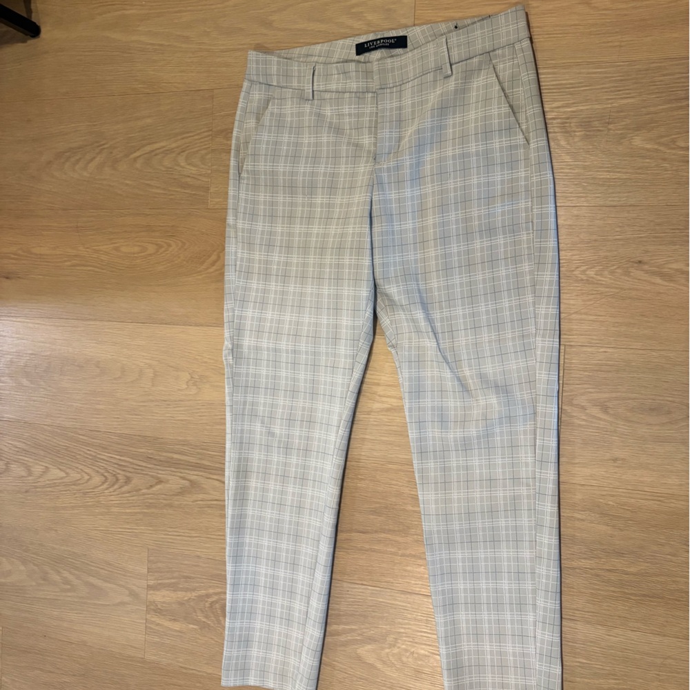 Liverpool Women’s Light Gray Plaid Dress Pants